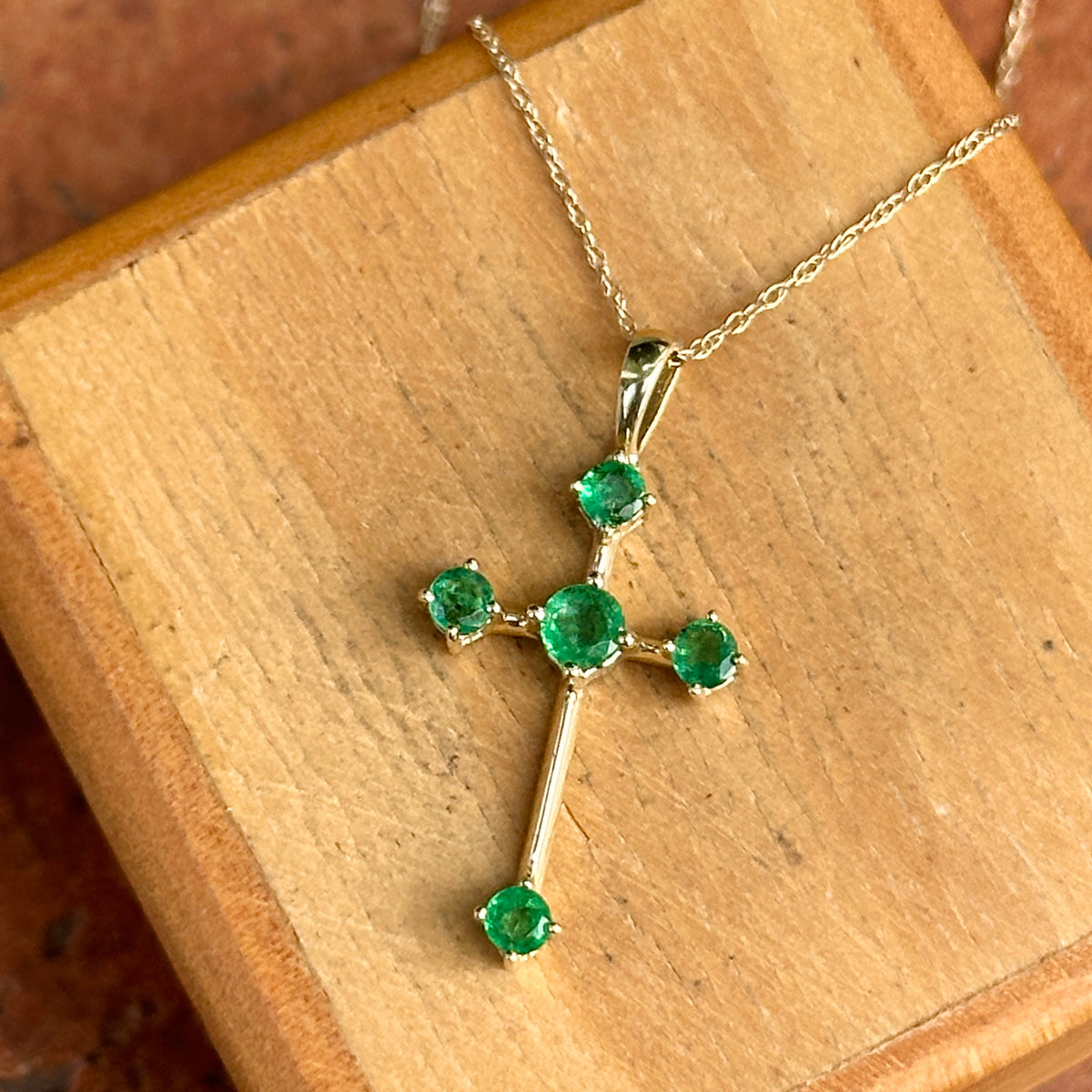 Estate 10KT Yellow Gold Emerald Cross Necklace
