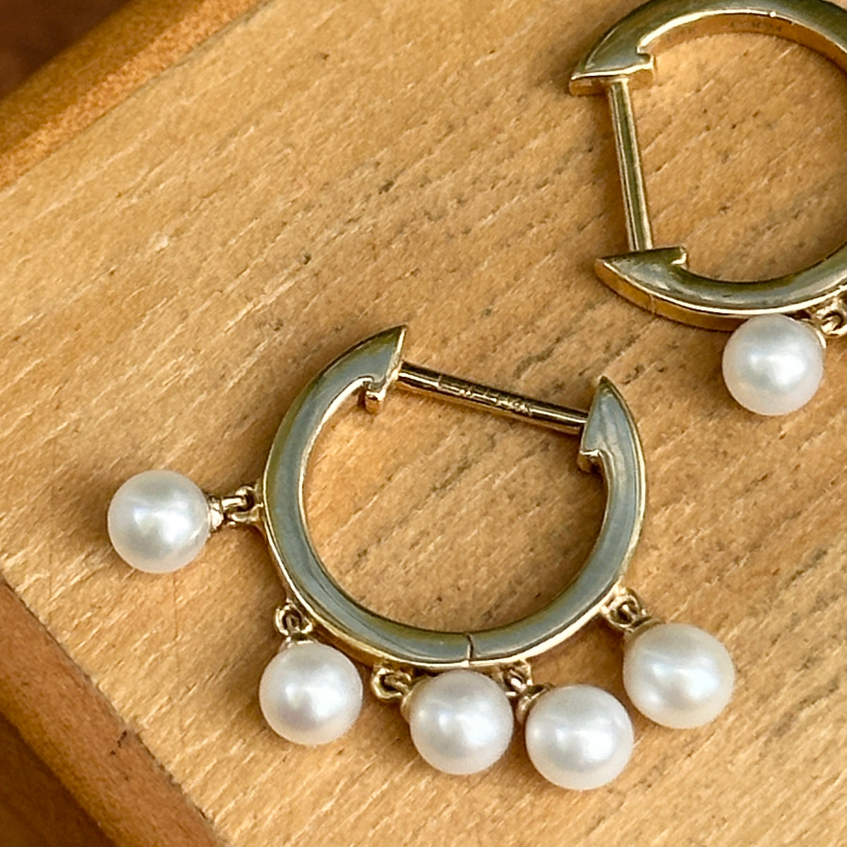 Estate 14KT Yellow Gold Dangling Pearls Huggie Hoop Earrings