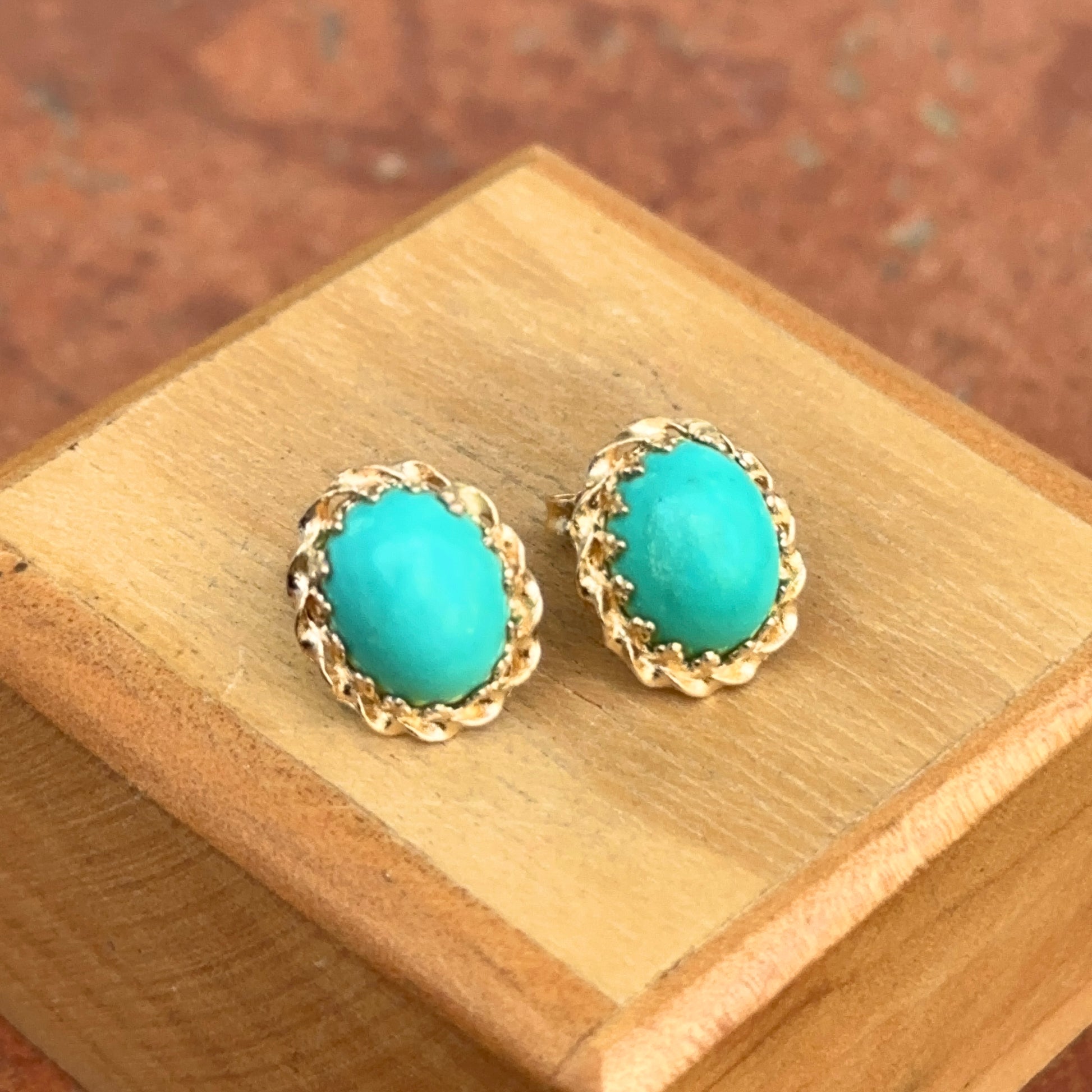 Estate 14KT Yellow Gold Oval Turquoise Twisted Setting Stud Earrings - LSJ