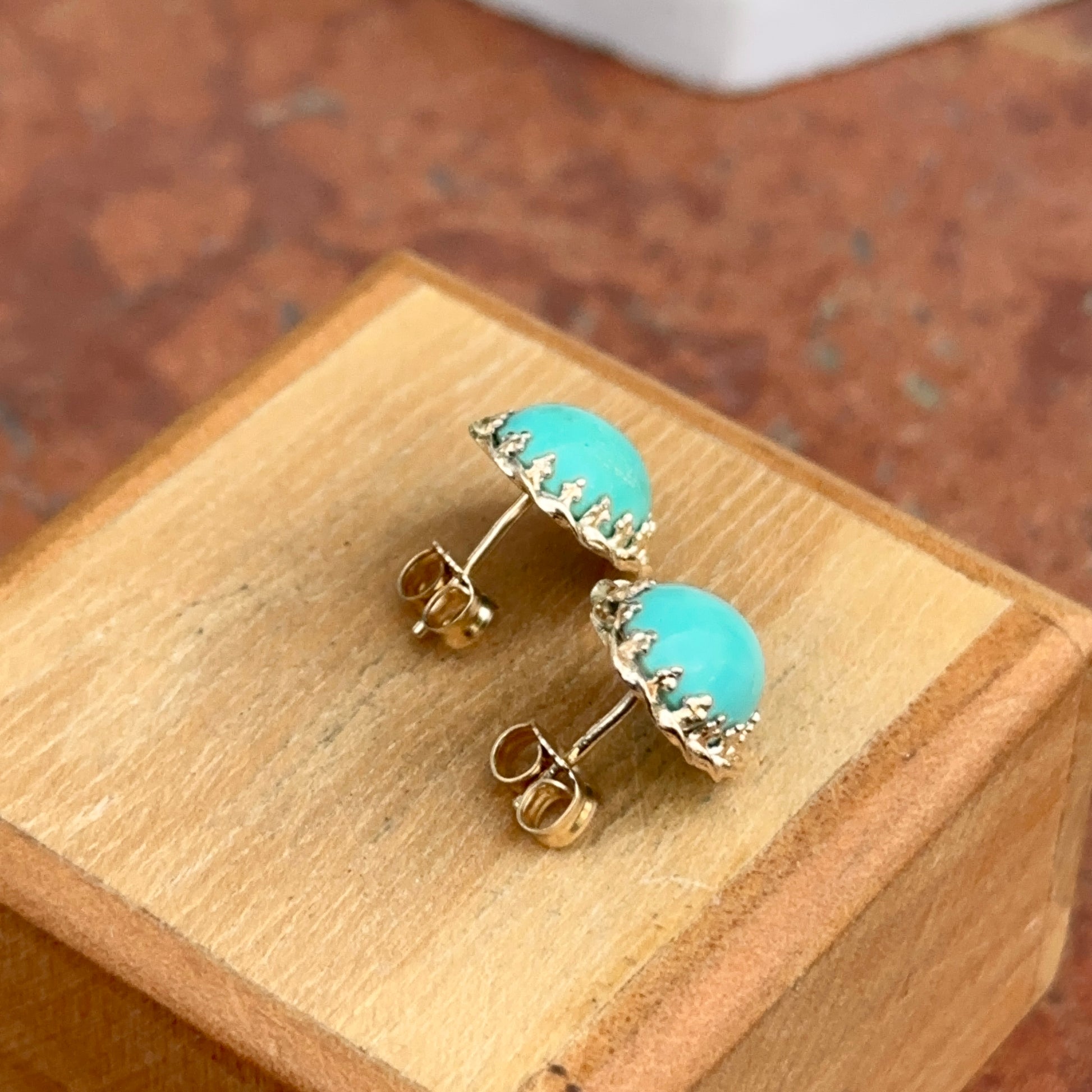 Estate 14KT Yellow Gold Oval Turquoise Twisted Setting Stud Earrings - LSJ