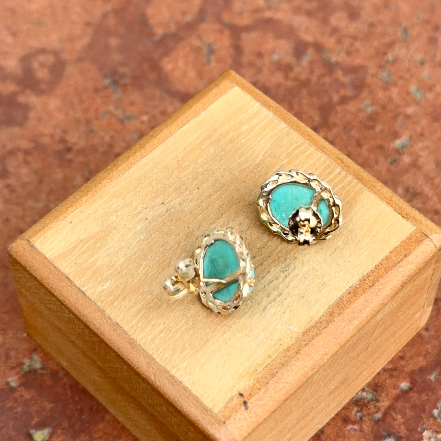 Estate 14KT Yellow Gold Oval Turquoise Twisted Setting Stud Earrings - LSJ