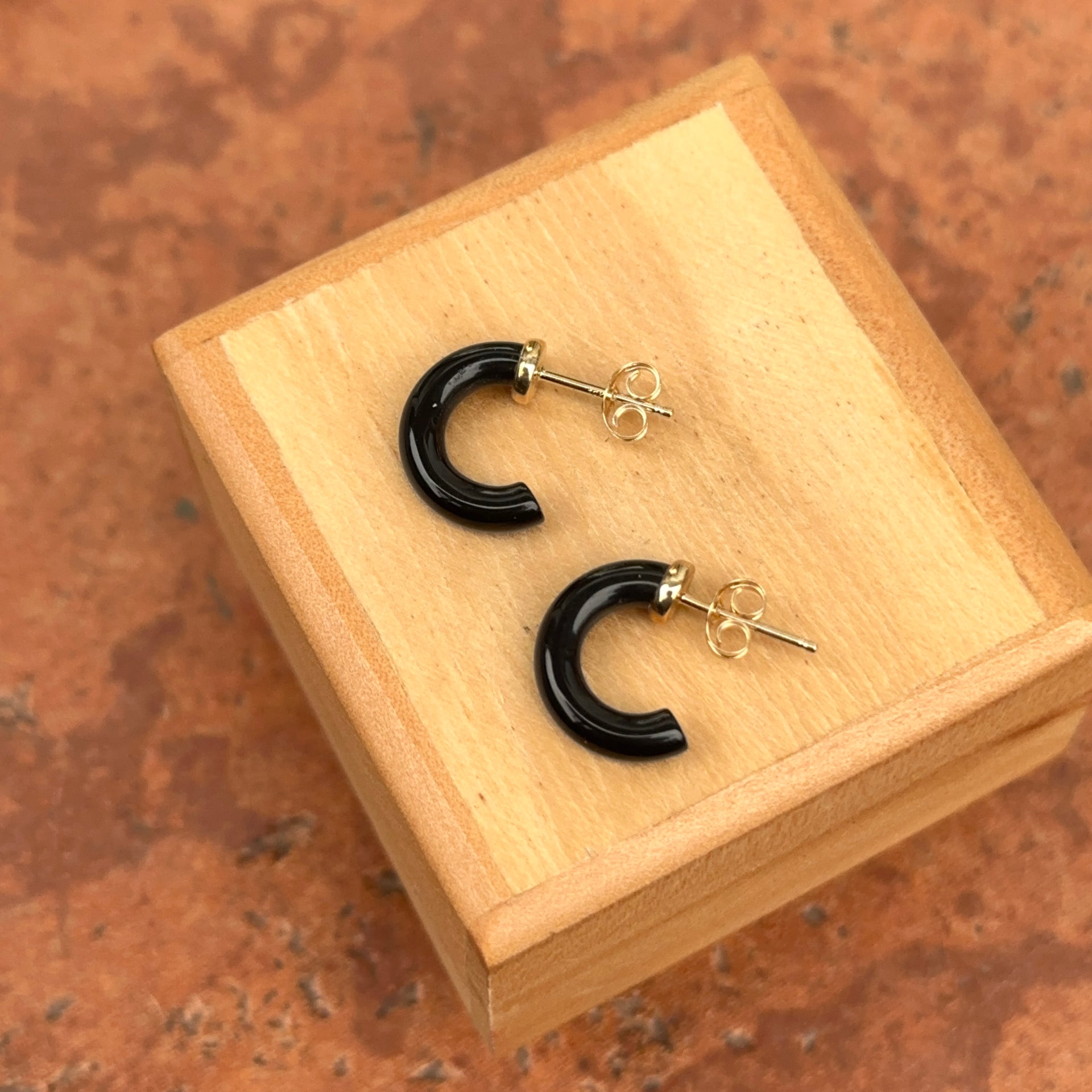 fake fish hook gauges 10KT Yellow Gold Black Onyx C-Shape Mini Hoop Earrings – LSJ