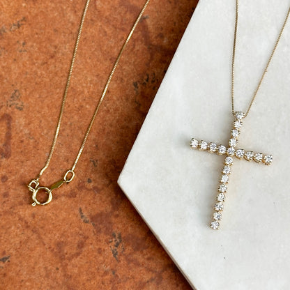 Estate 10KT Yellow Gold Lab Diamond .75 CT Cross Necklace