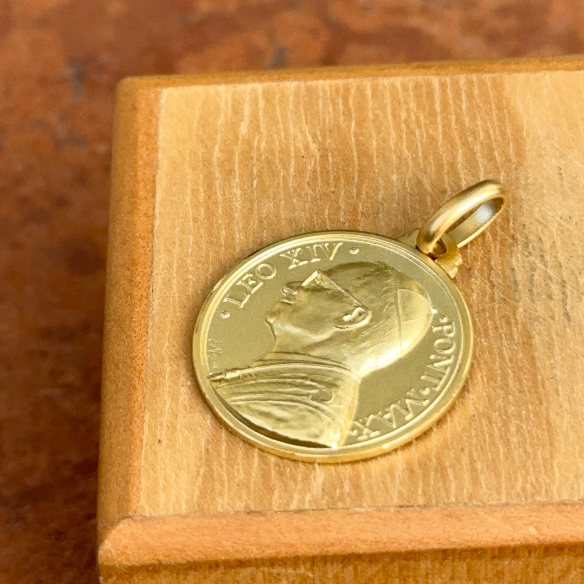 14KT Yellow Gold Matte Pope Leo XIV Round Medal Pendant 21mm - LSJ