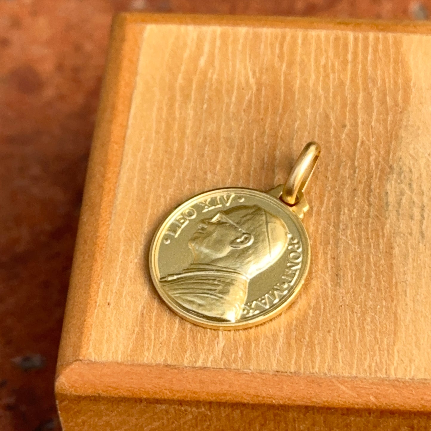 14KT Yellow Gold Matte Pope Leo XIV Round Medal Pendant 16mm - LSJ