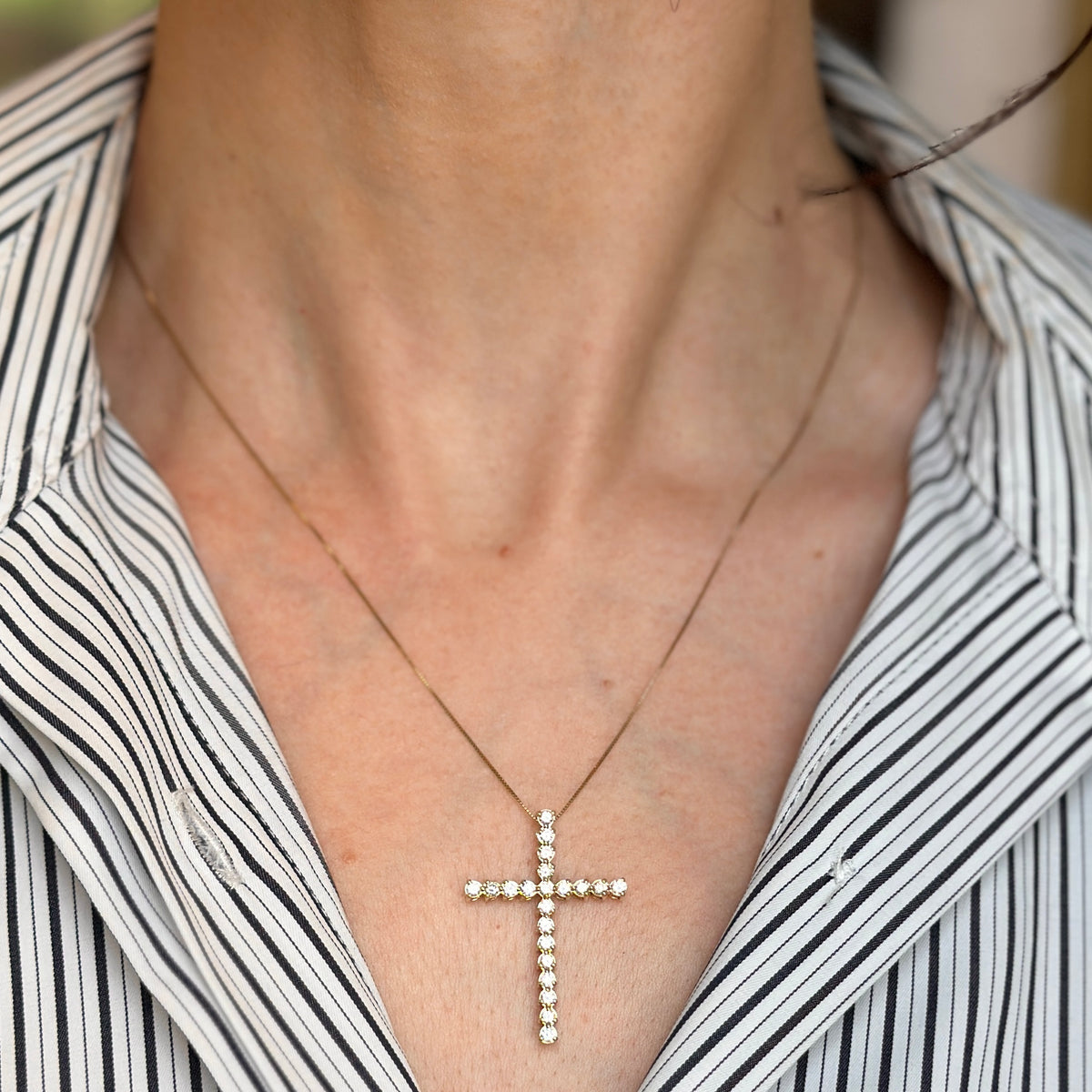 Estate 10KT Yellow Gold Lab Diamond .75 CT Cross Necklace