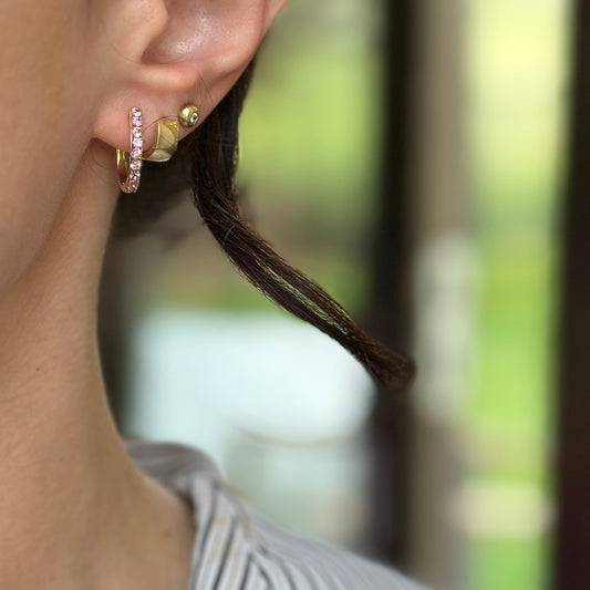 Estate 14KT Yellow Gold Light Pink Sapphire Huggie Hoop Earrings