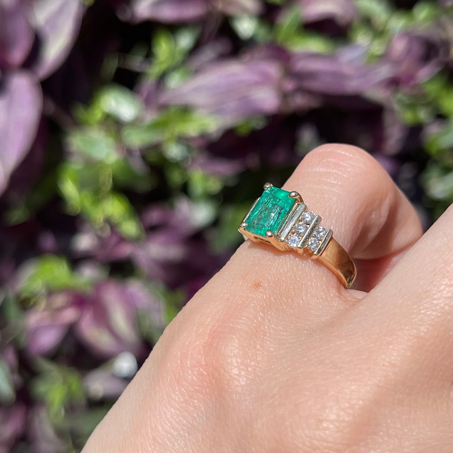 Estate 14KT Yellow Gold Emerald-Cut Lab Emerald + Double Row Diamond Ring