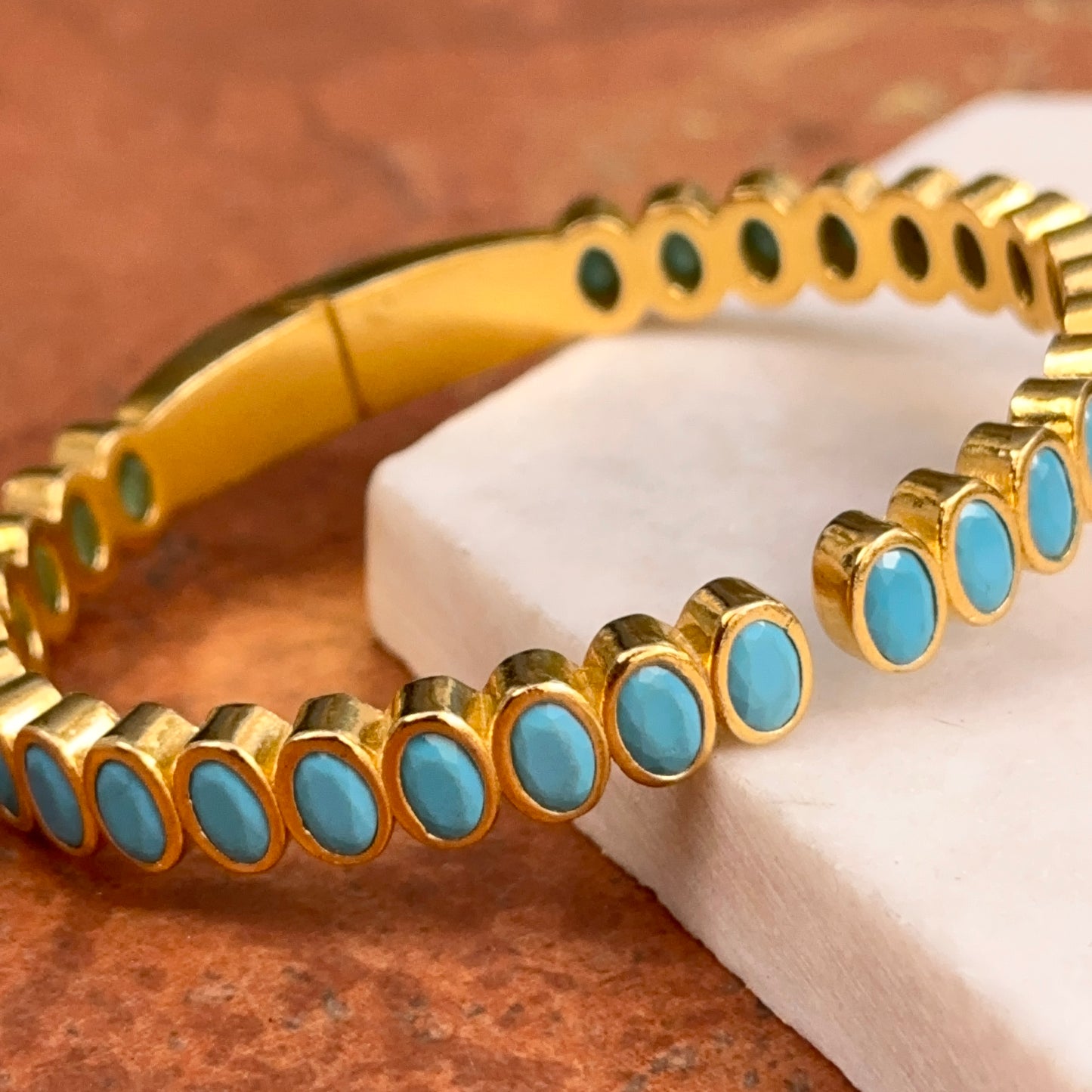 Estate Yellow Gold Tone Bezel Oval Blue Stone Hinged Bangle Bracelet
