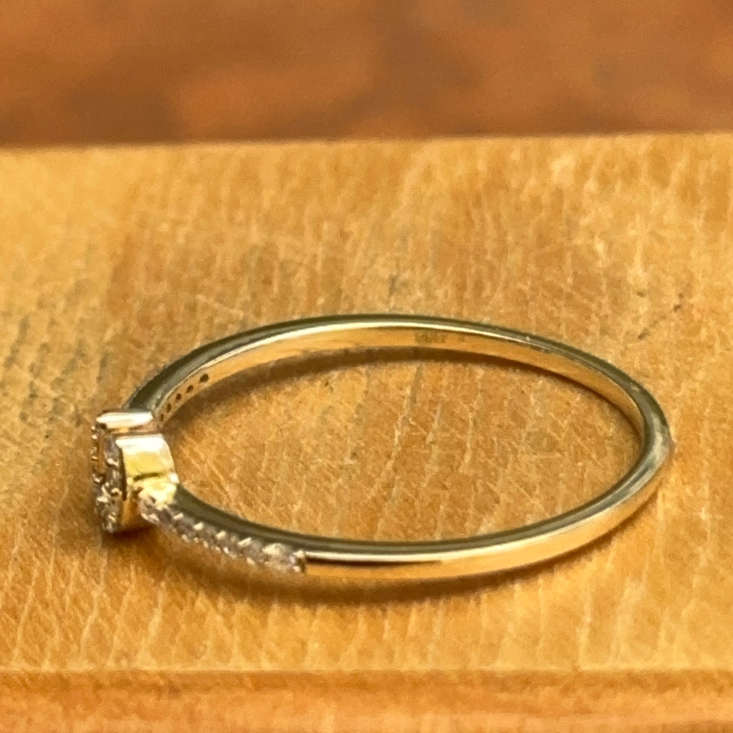 14KT Yellow Gold Mini Diamond Horseshoe Ring - LSJ