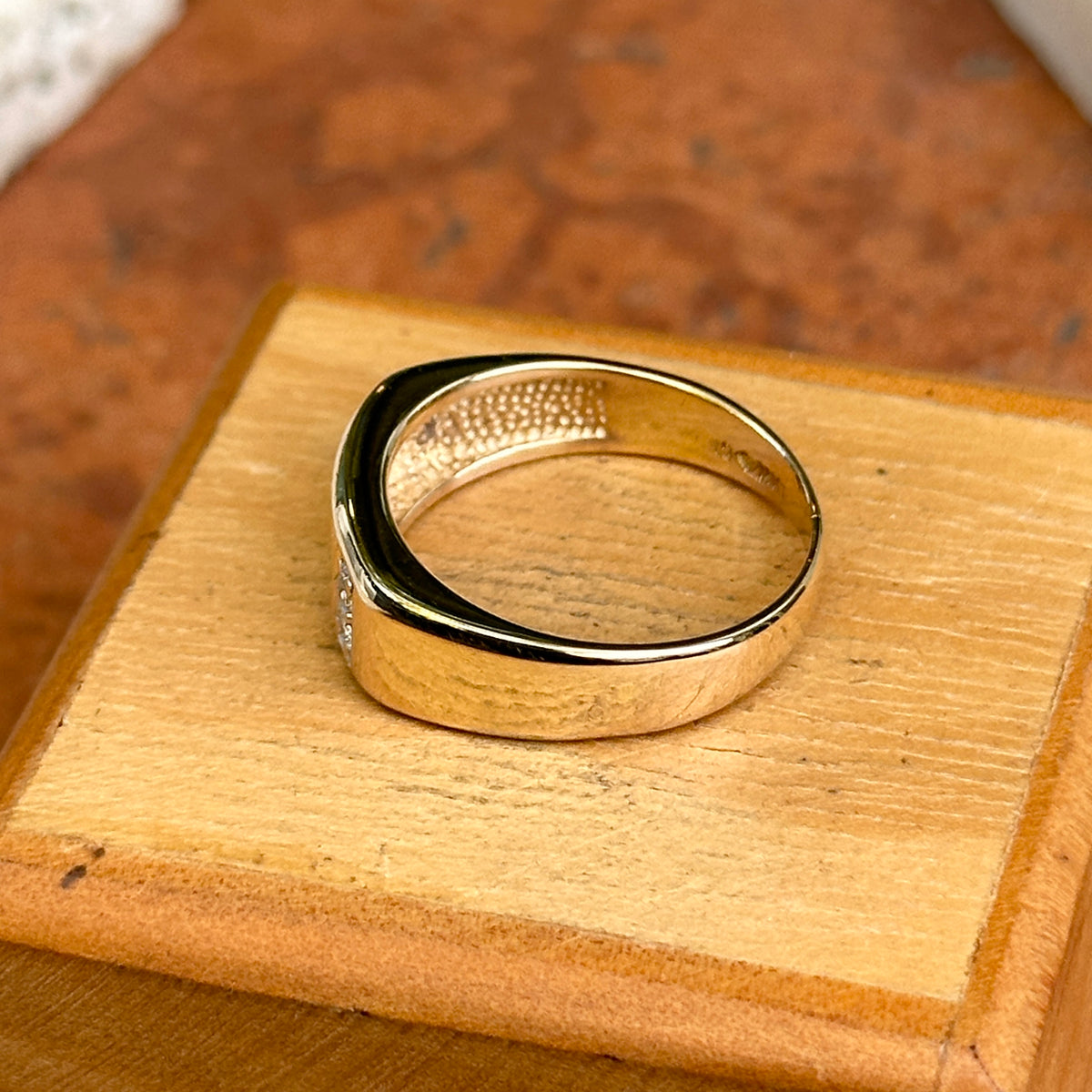 Estate 14KT Yellow Gold Diamond Square Shank Men's Ring