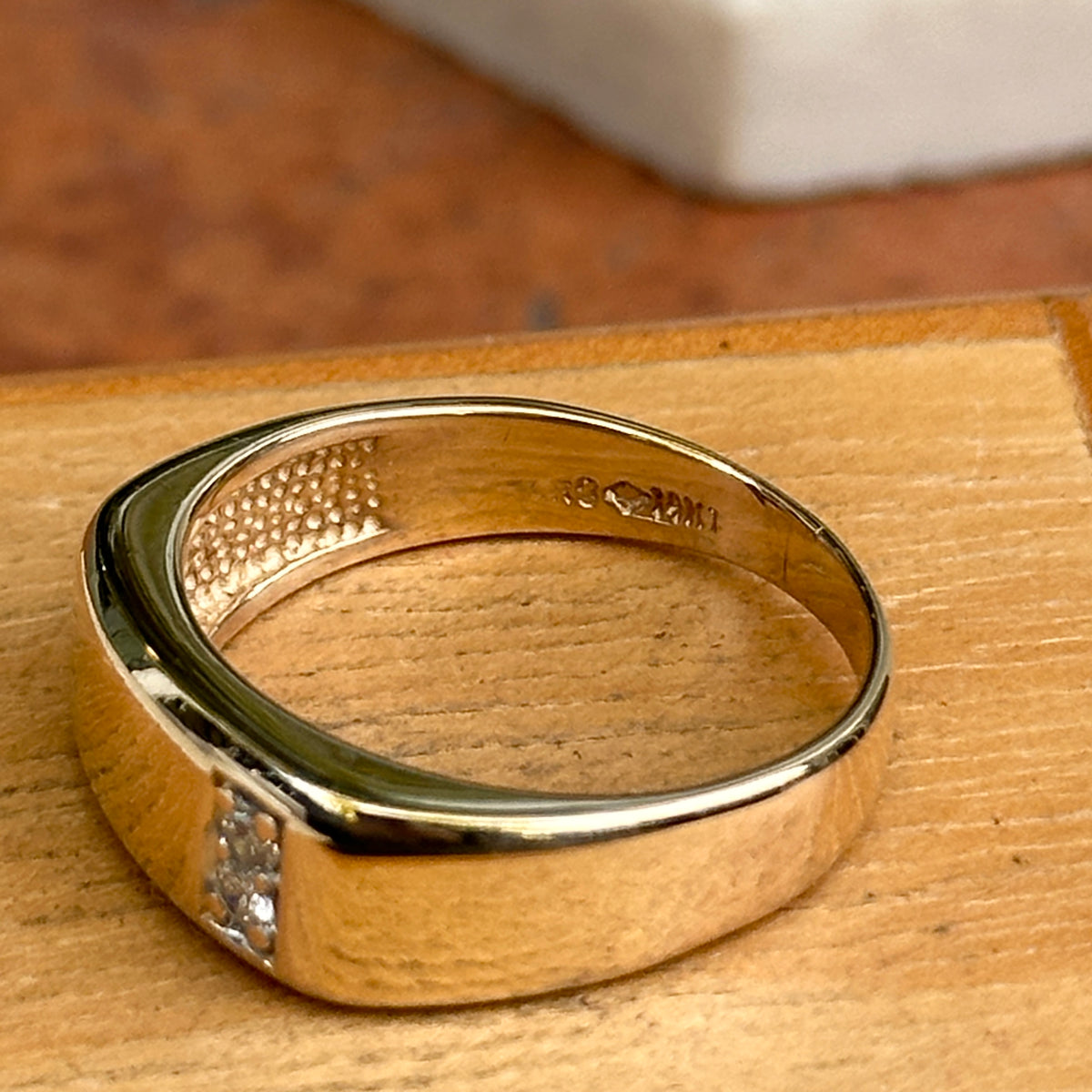 Estate 14KT Yellow Gold Diamond Square Shank Men's Ring