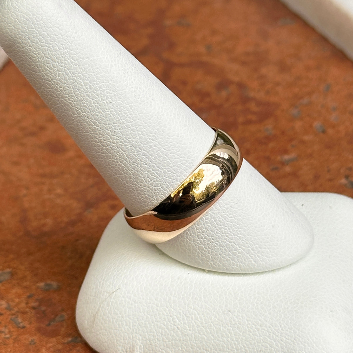 Estate 14KT Yellow Gold Half-Round 6mm Band Ring