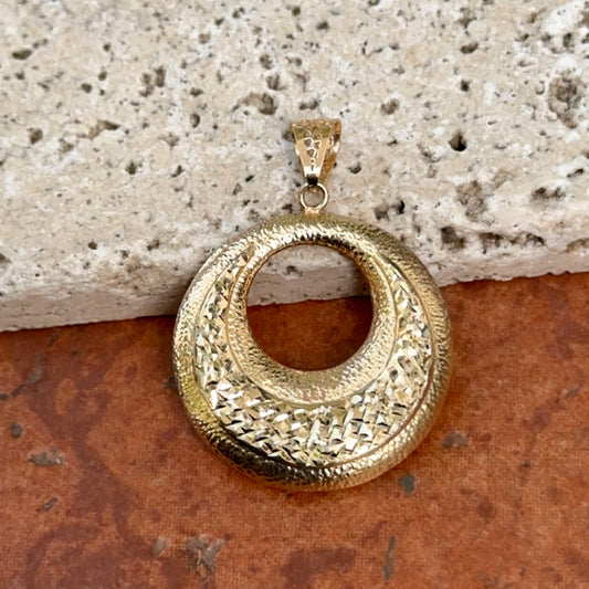 14KT Yellow Gold Diamond-Cut Textured Round Circle Pendant Charm