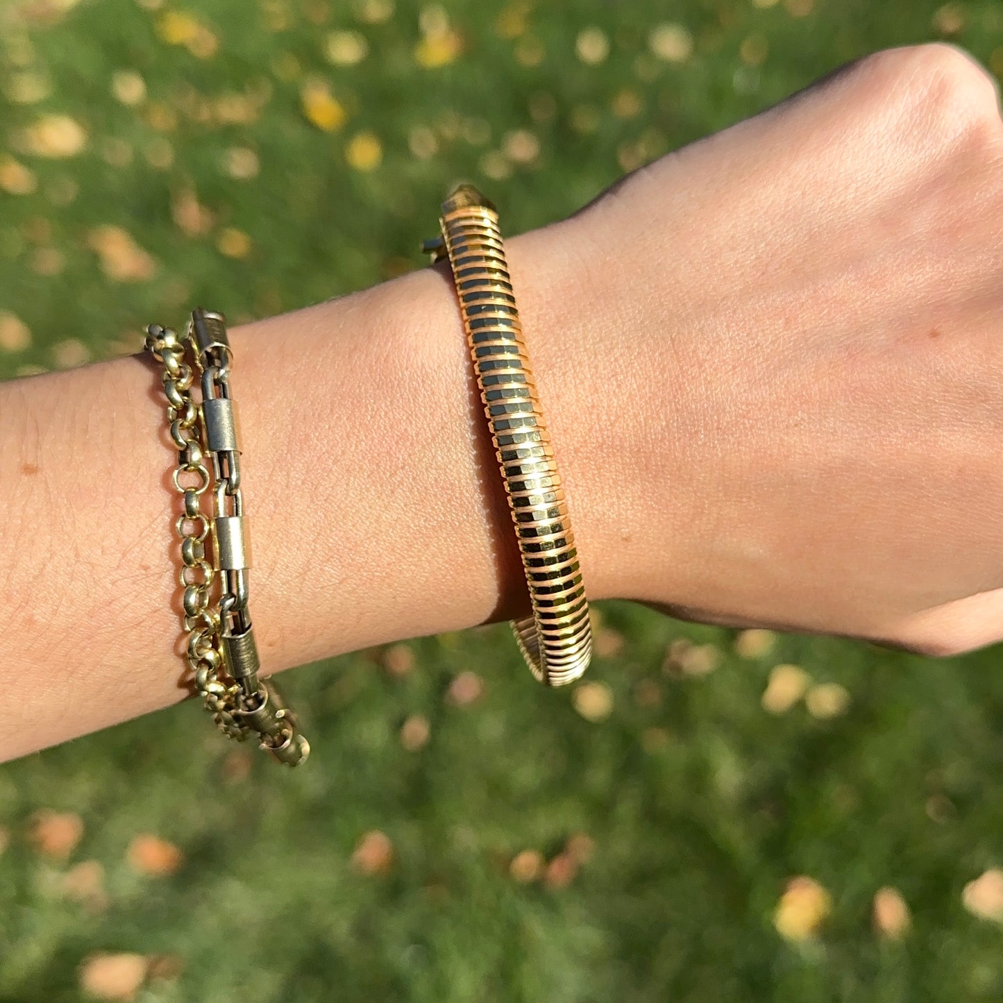 18K Yellow Gold-Plated Over Silver Ribbed Tubogas Bangle Bracelet 7.5"