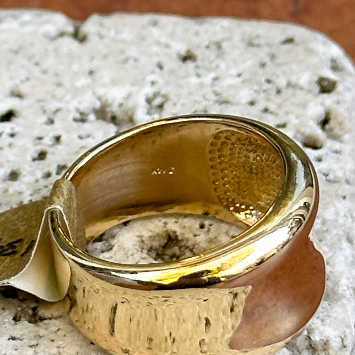 14KT Yellow Gold Polished Concave Cigar Band Ring - LSJ