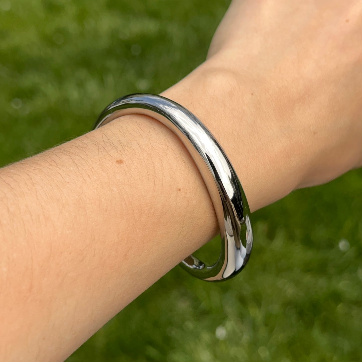Stainless Steel Polished Curved Bangle Cuff Bracelet