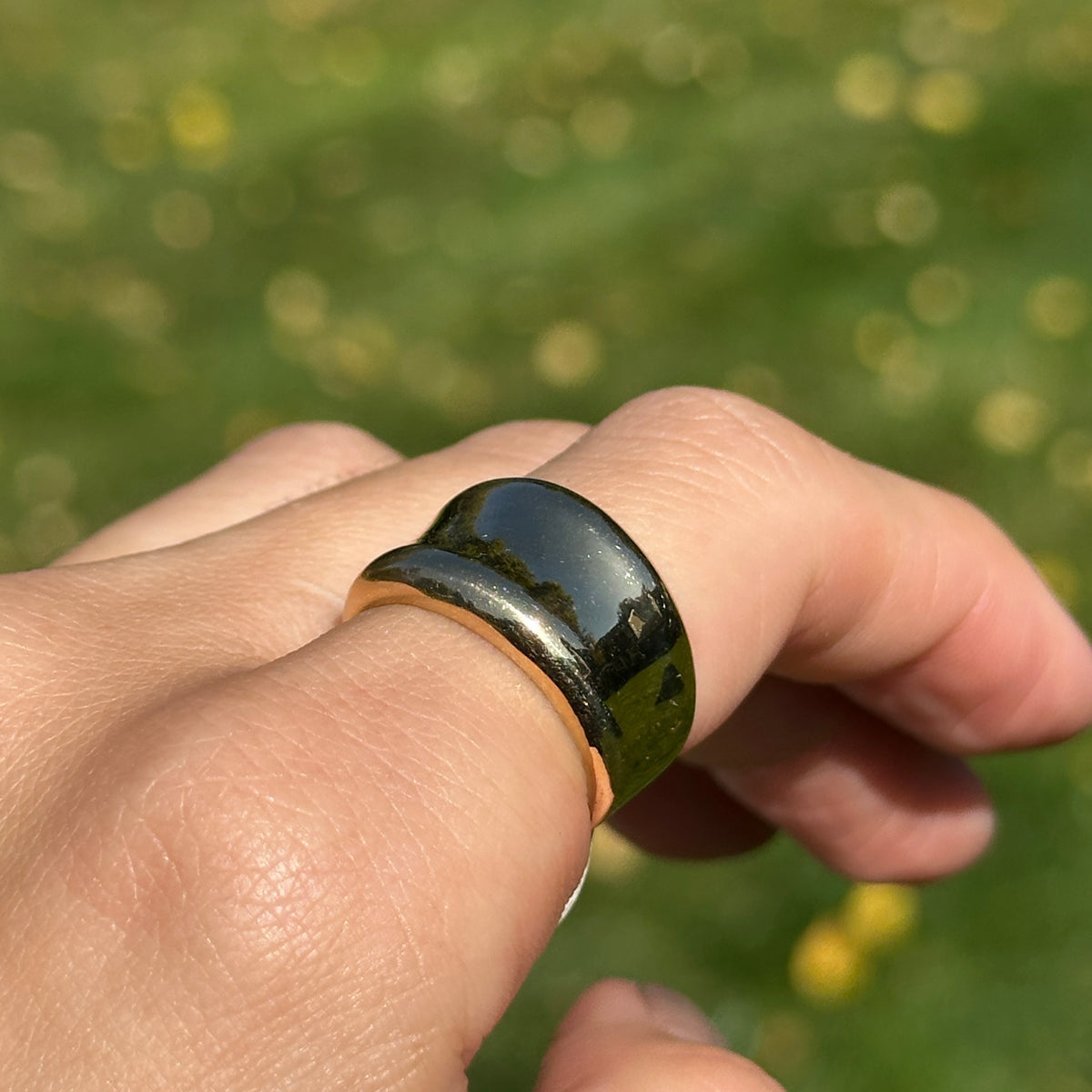 14KT Yellow Gold Polished Concave Cigar Band Ring - LSJ