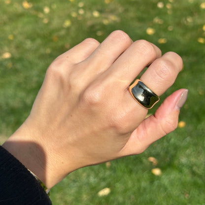 14KT Yellow Gold Polished Concave Cigar Band Ring - LSJ