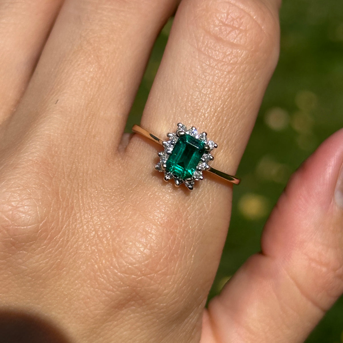 Estate 10KT Yellow Gold .95 CT Emerald-Cut Emerald + Diamond Halo Ring