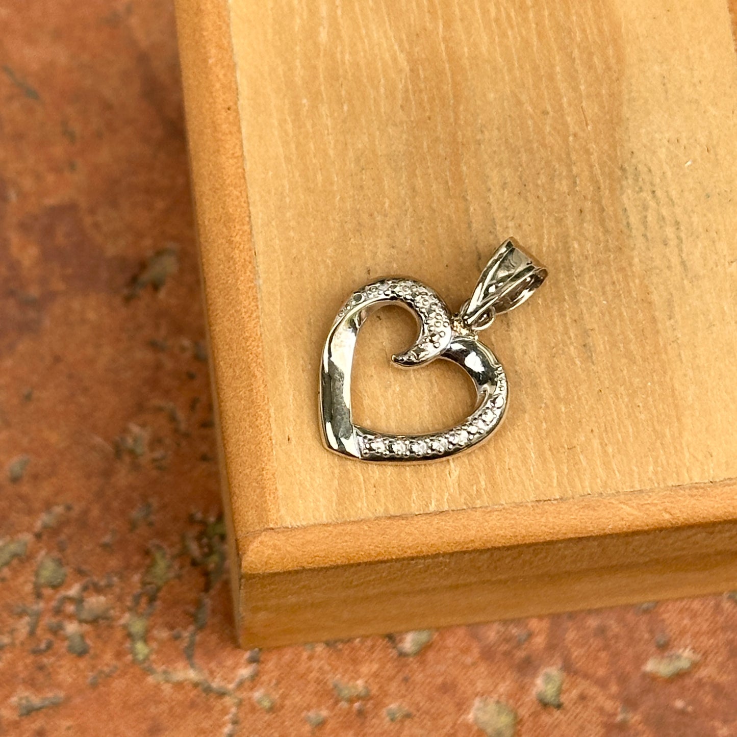 14KT White Gold Textured Open Heart Pendant Charm