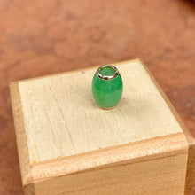 Load image into Gallery viewer, Estate 14KT Yellow Gold Green Jade Oval Pendant Slide