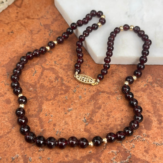 Estate 14KT Yellow Gold Garnet Beaded Graduated Gold Necklace