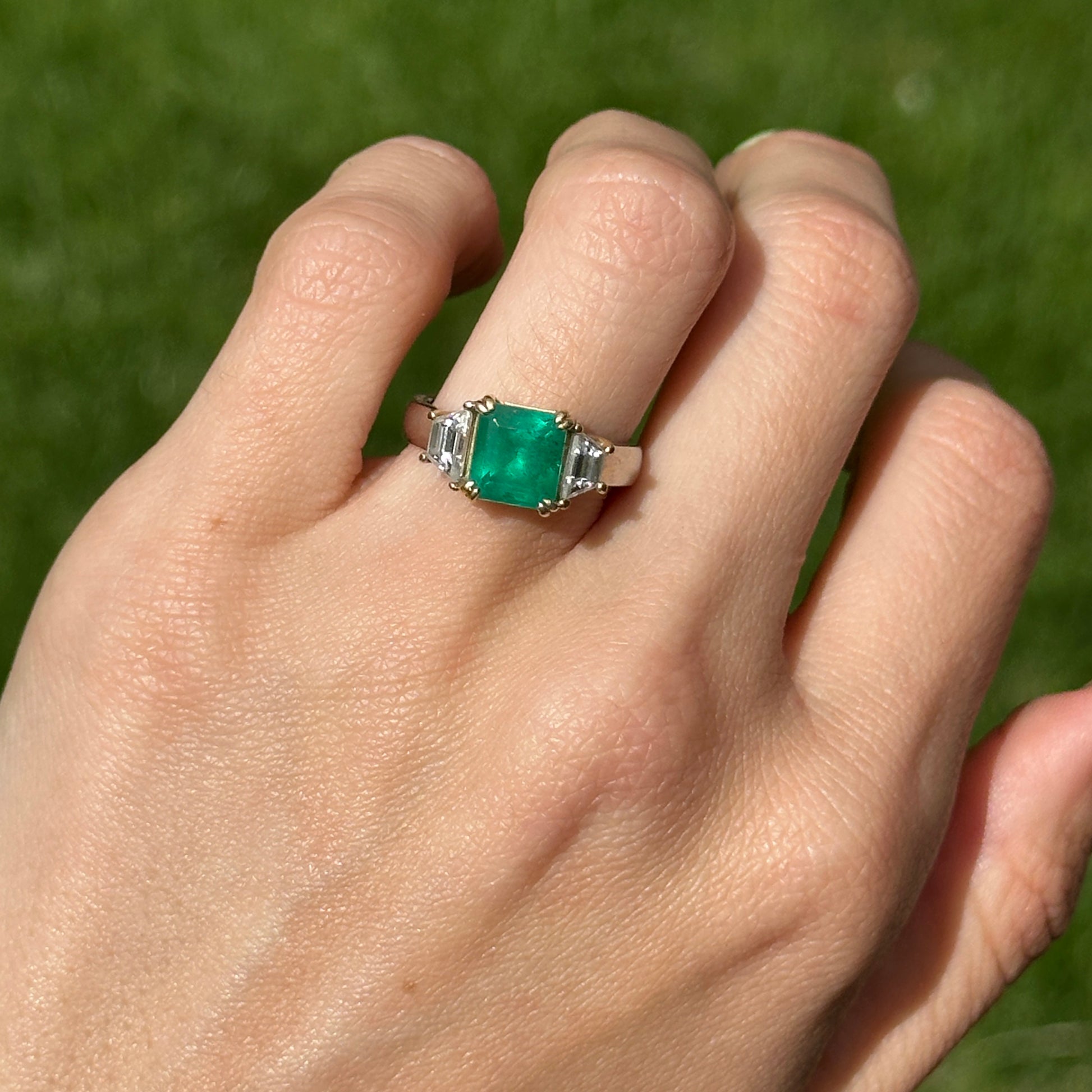 14KT White Gold Emerald-Cut 2.24 CT Emerald + Trapezoid Diamond Ring - LSJ