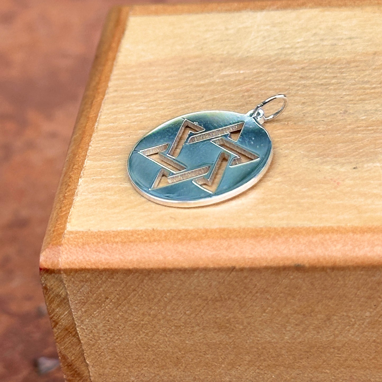 Sterling Silver Star of David Round Disc Pendant