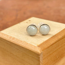 Load image into Gallery viewer, Estate 14KT Yellow Gold Light Jade Button Stud Earrings