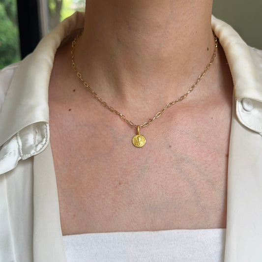 14KT Yellow Gold St Clare of Assisi Matte Medal Pendant Charm 10mm - LSJ