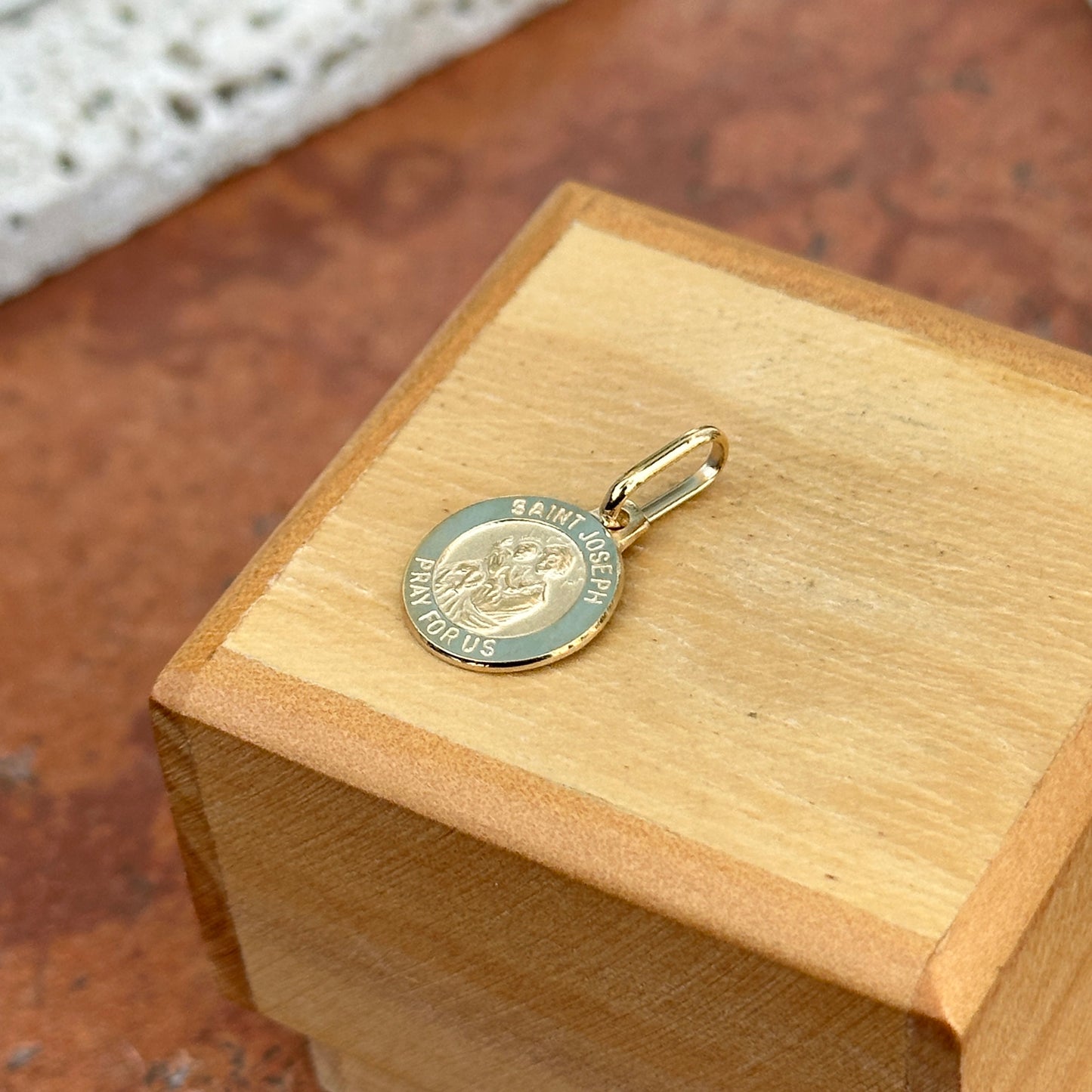 14KT Yellow Gold St Joseph Round Medal Pendant Charm Solid 12mm