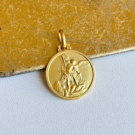 14KT Yellow Gold Matte St Michael Round Medal Pendant 18mm