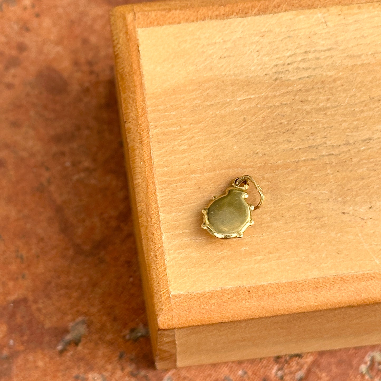 14KT Yellow Gold Black Enamel Ladybug Pendant Charm