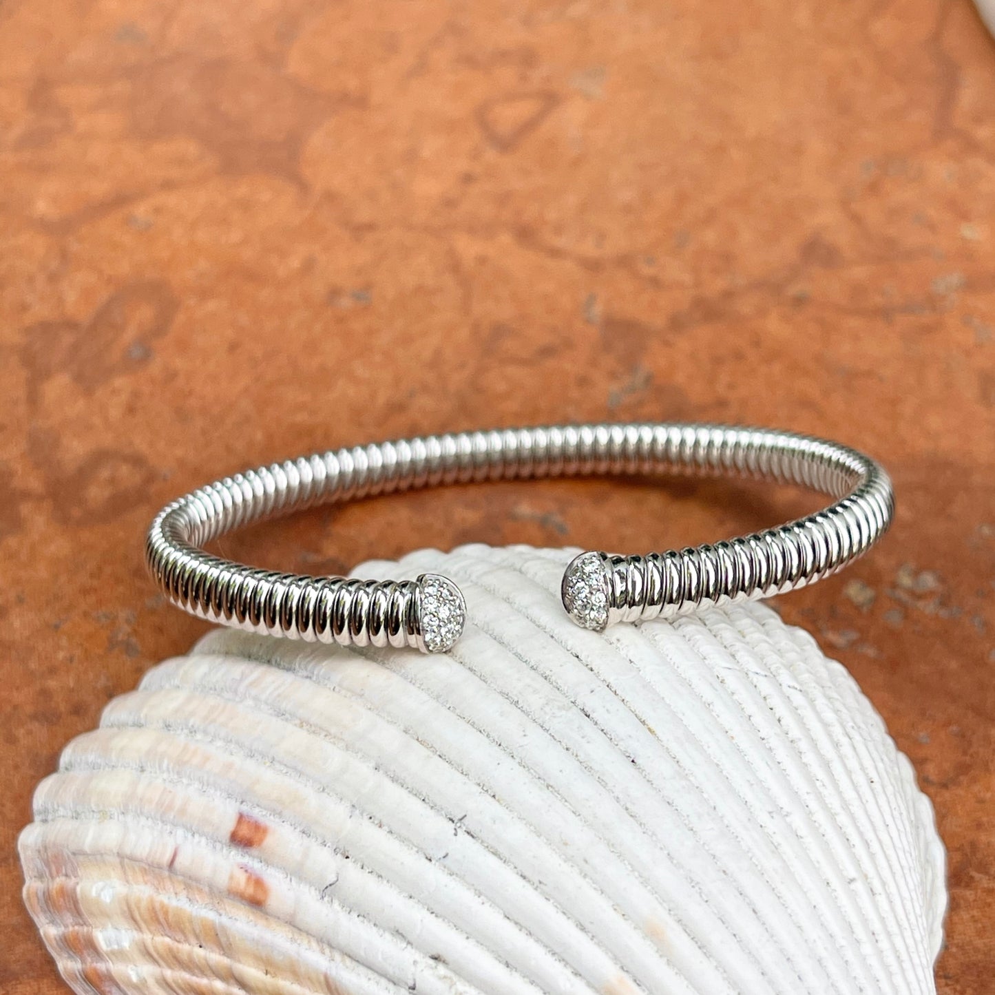 18KT White Gold Pave Diamond End Cap Corrugated Cuff Bangle Bracelet