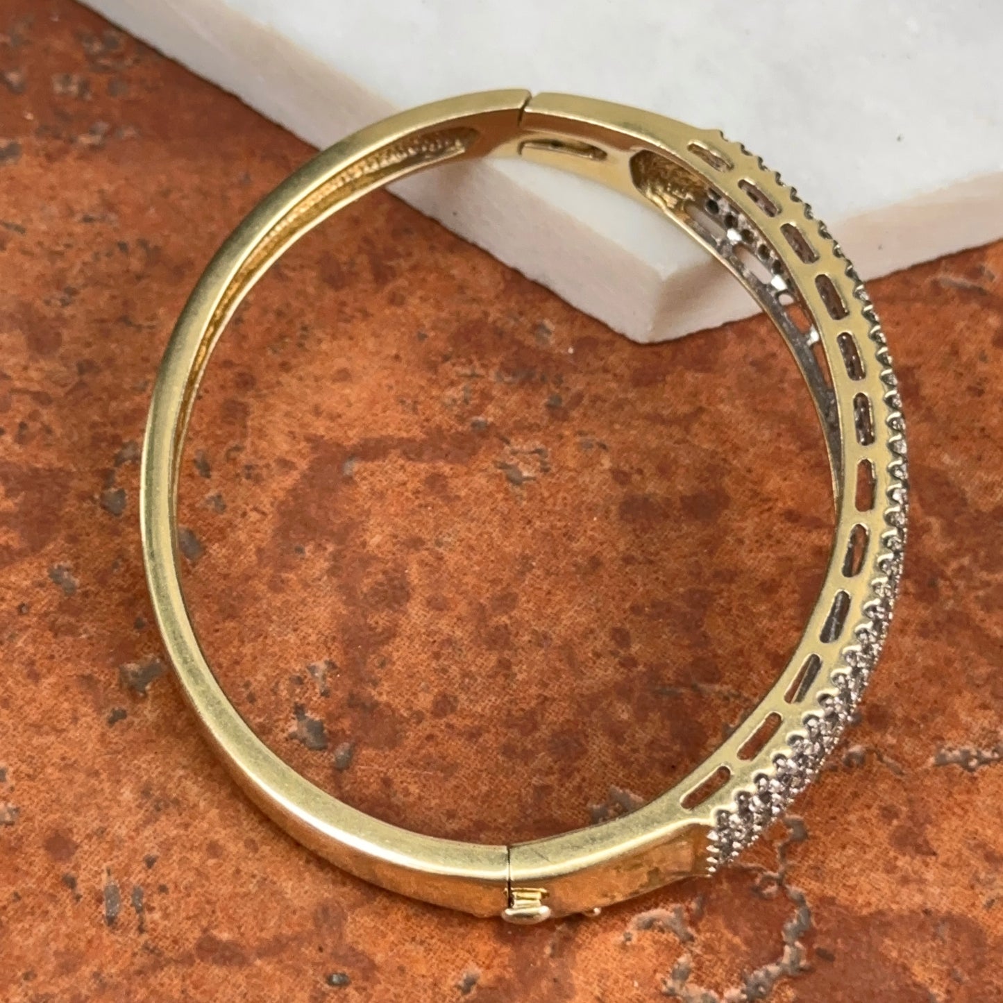 Estate 14KT Yellow Gold 4.44 CT Pave Diamond Bangle Bracelet