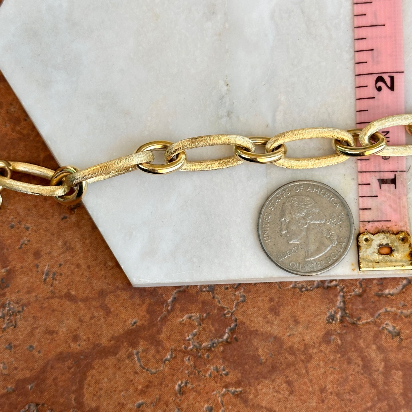 Estate 14KT Yellow Gold Matte Oval + Shiny Large Links Chain Bracelet