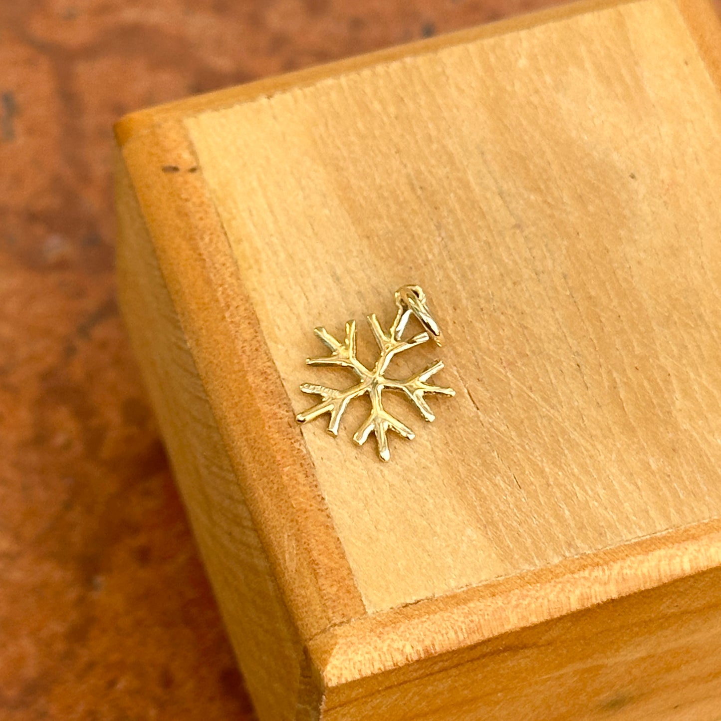 14KT Yellow Gold Small Snowflake Pendant Charm