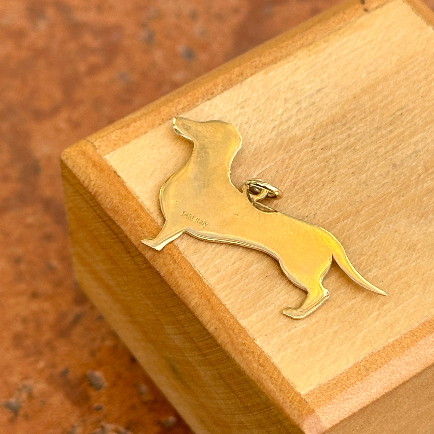 14KT Yellow Gold Flat Dachshund Dog Pendant Charm