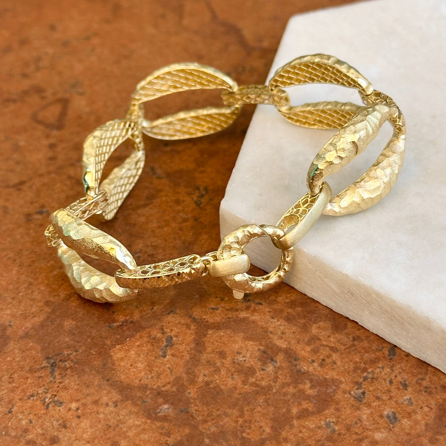 Estate 14KT Yellow Gold Matte Hammered Oval + Diamond-Cut Link Bracelet