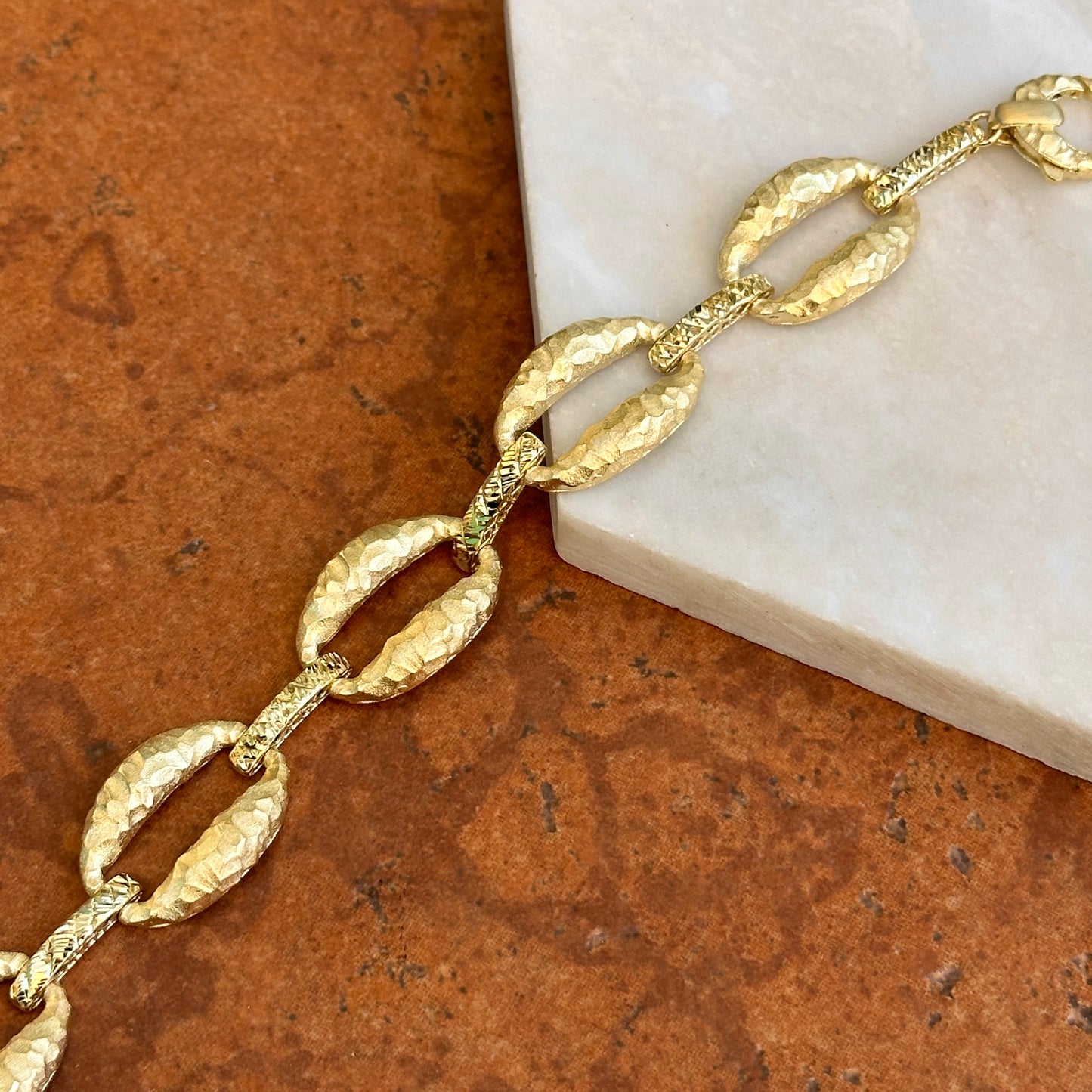 Estate 14KT Yellow Gold Matte Hammered Oval + Diamond-Cut Link Bracelet