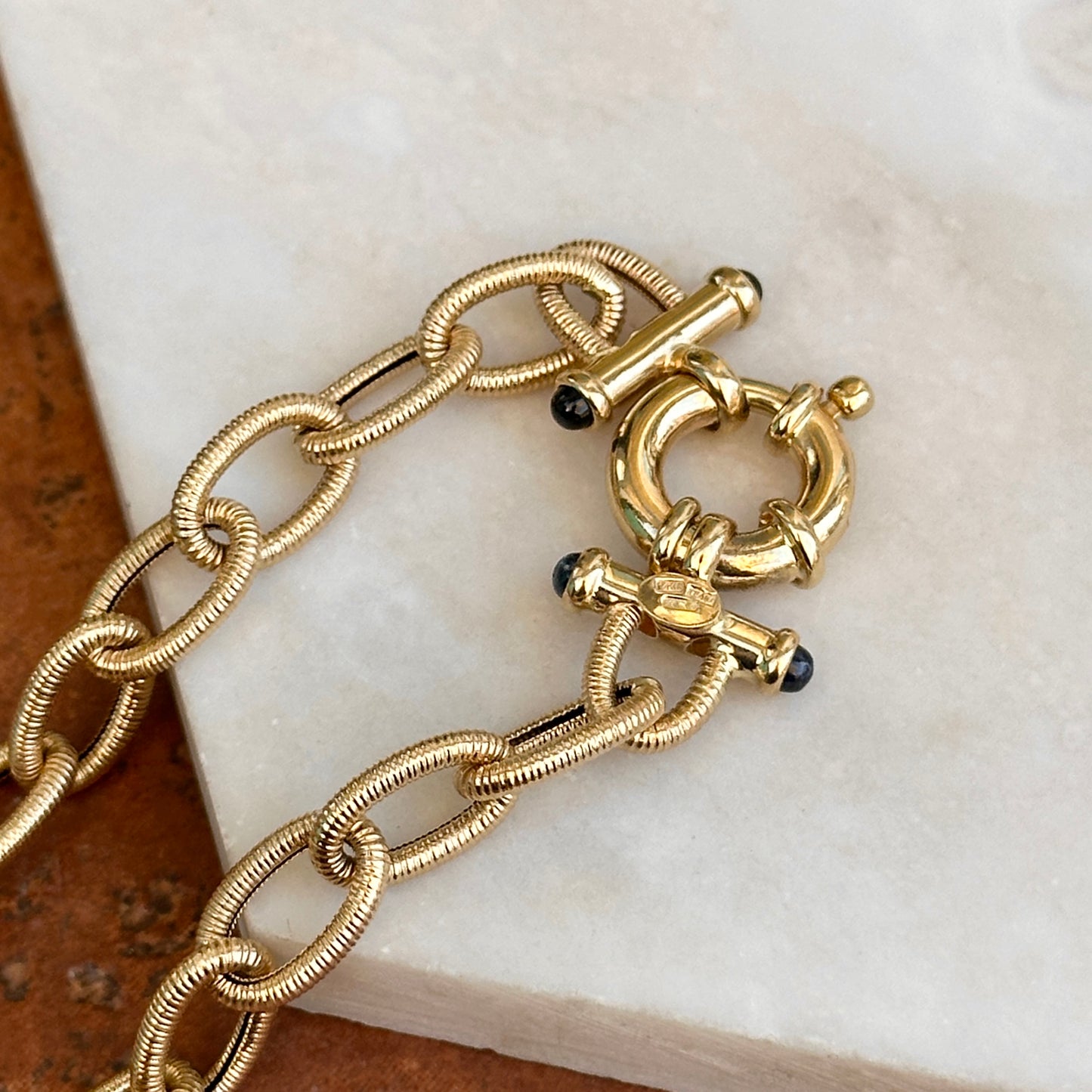 Estate 14KT Yellow Gold Textured Oval Chain Link Blue Sapphire Ends Bracelet
