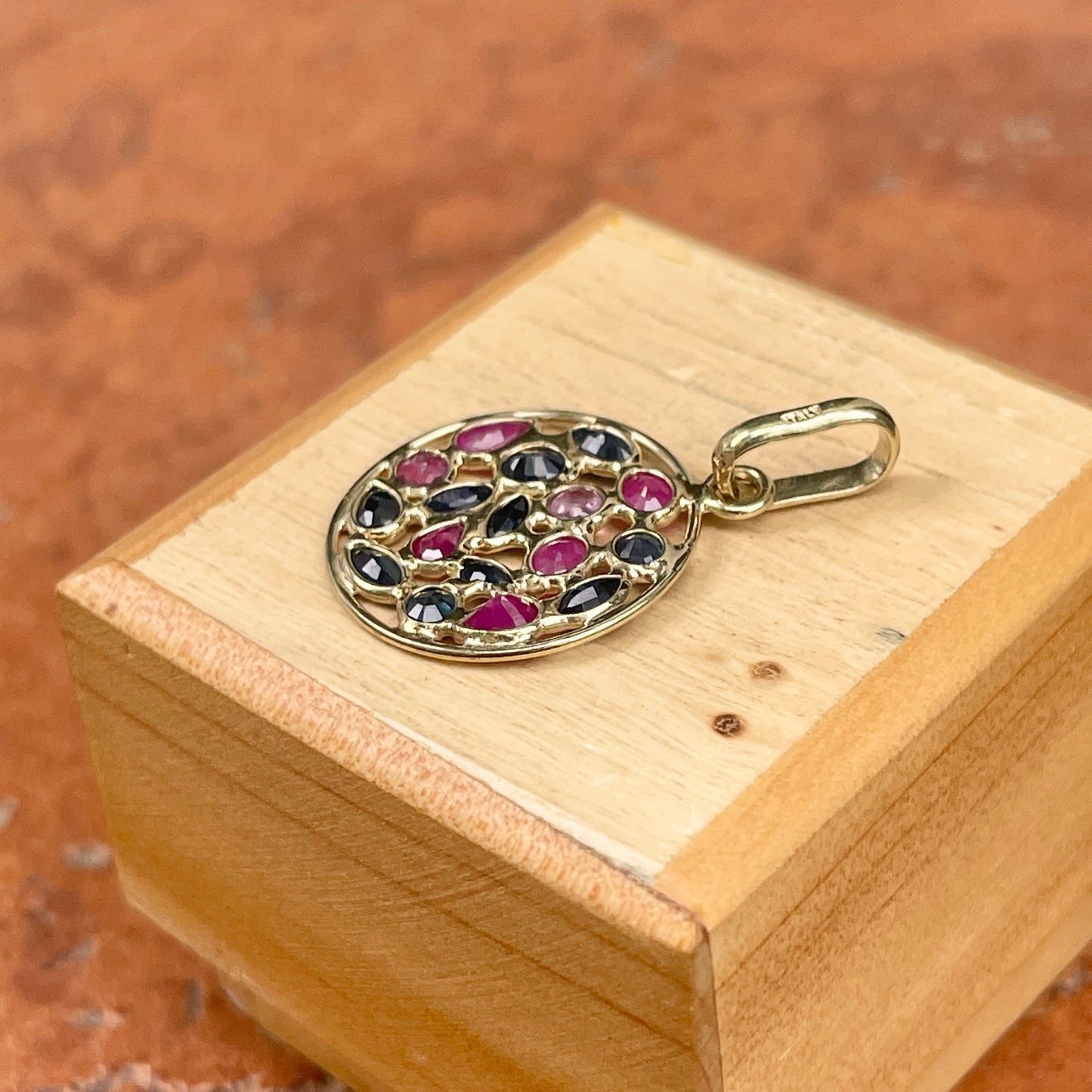 Estate 14KT Yellow Gold Blue Sapphire + Pink Ruby Round Drop Pendant
