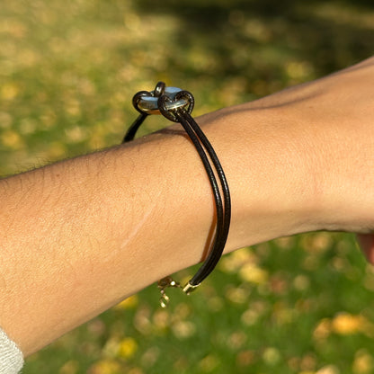 14KT Yellow Gold Puffed Mariner Mother of Pearl Link Black Leather Bracelet 6.5"