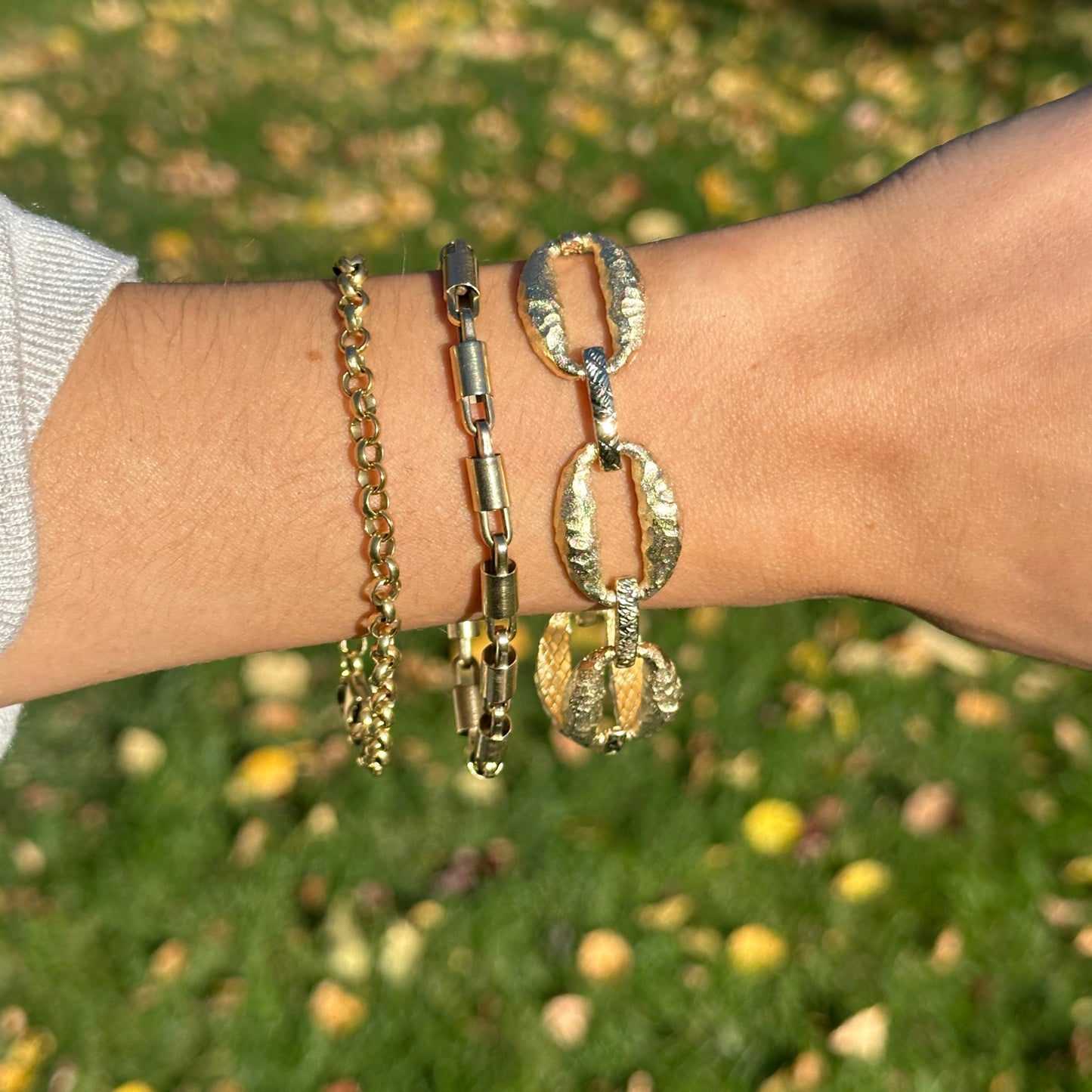 Estate 14KT Yellow Gold Matte Hammered Oval + Diamond-Cut Link Bracelet