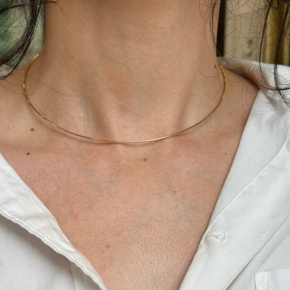 Estate 14KT Yellow Gold 1.5mm Hard Collar Wire Necklace