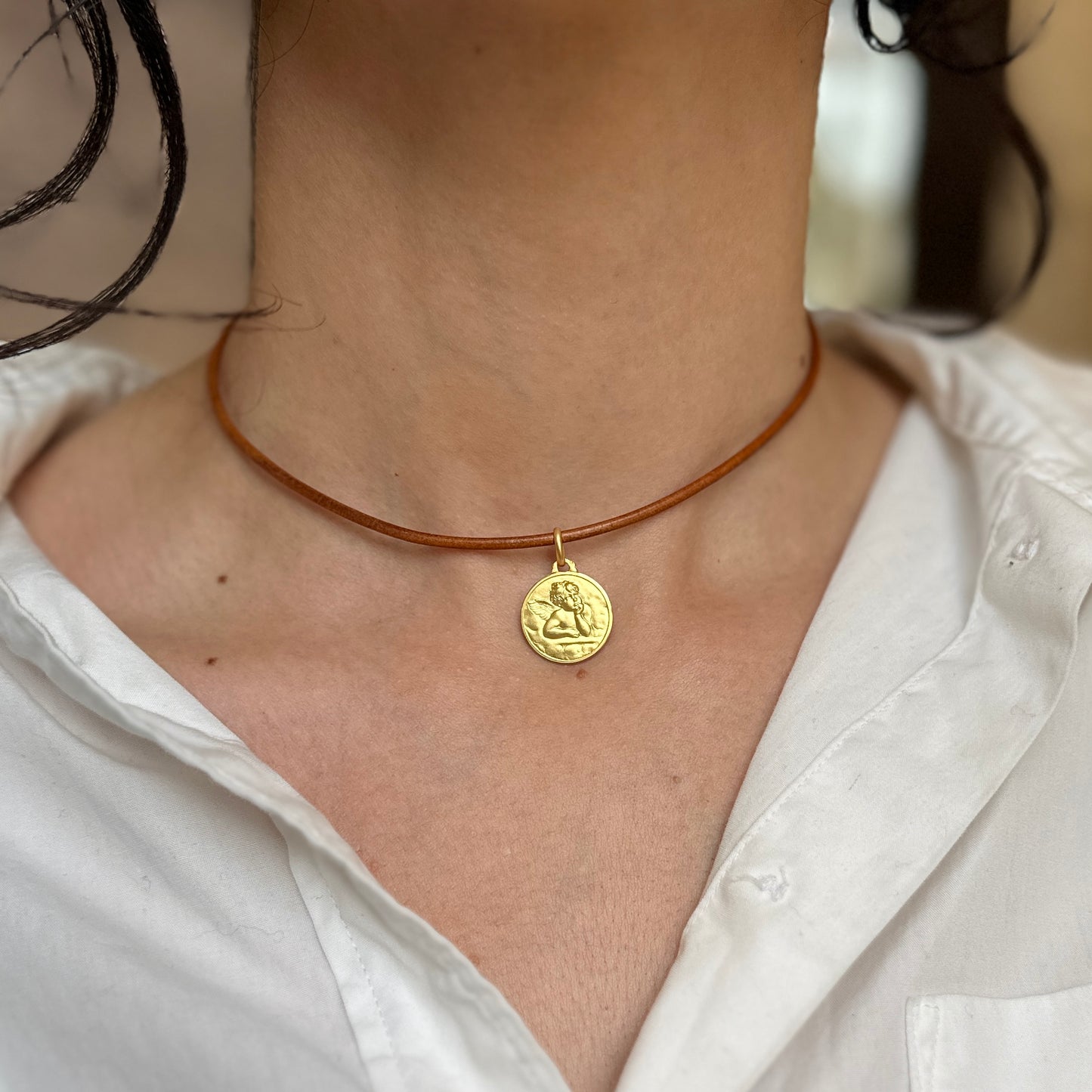 14KT Yellow Gold Solid Angel Baby Raphael Round Medal Pendant 16mm