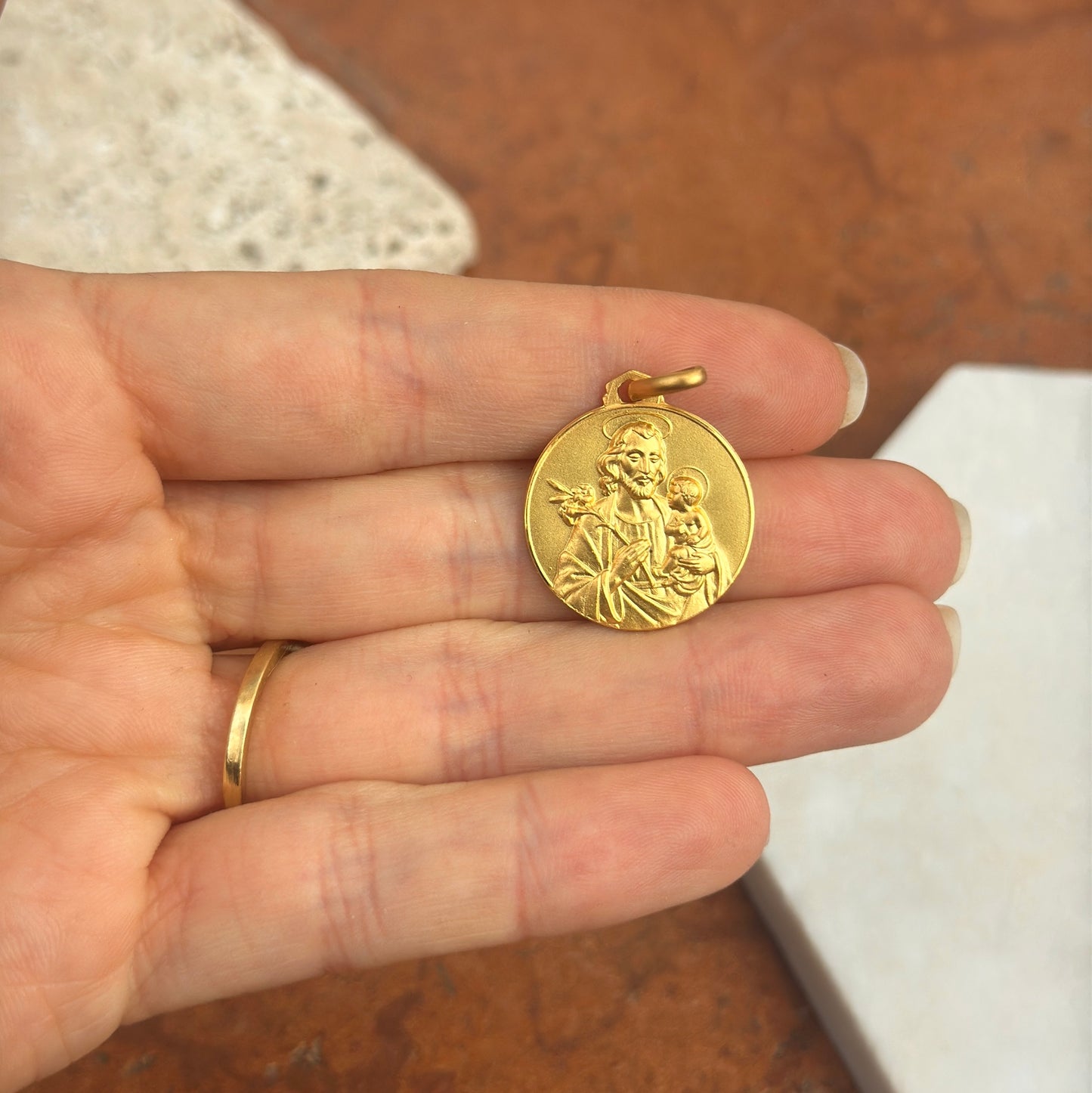 18KT Yellow Gold Solid St Joseph Round Medal Pendant Matte 21mm