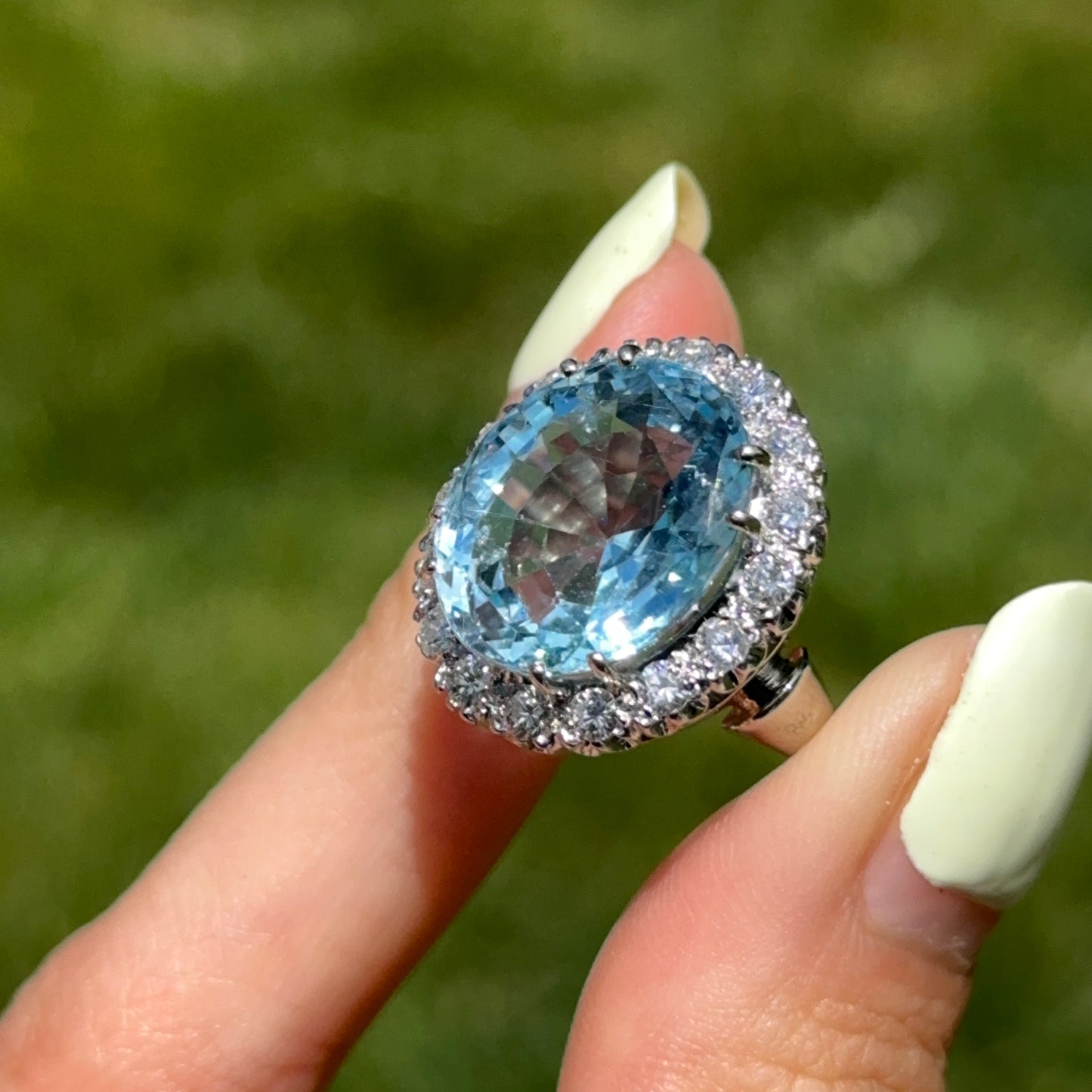 Estate 14KT White Gold Oval 11 CT Aquamarine + Halo Diamond Ring
