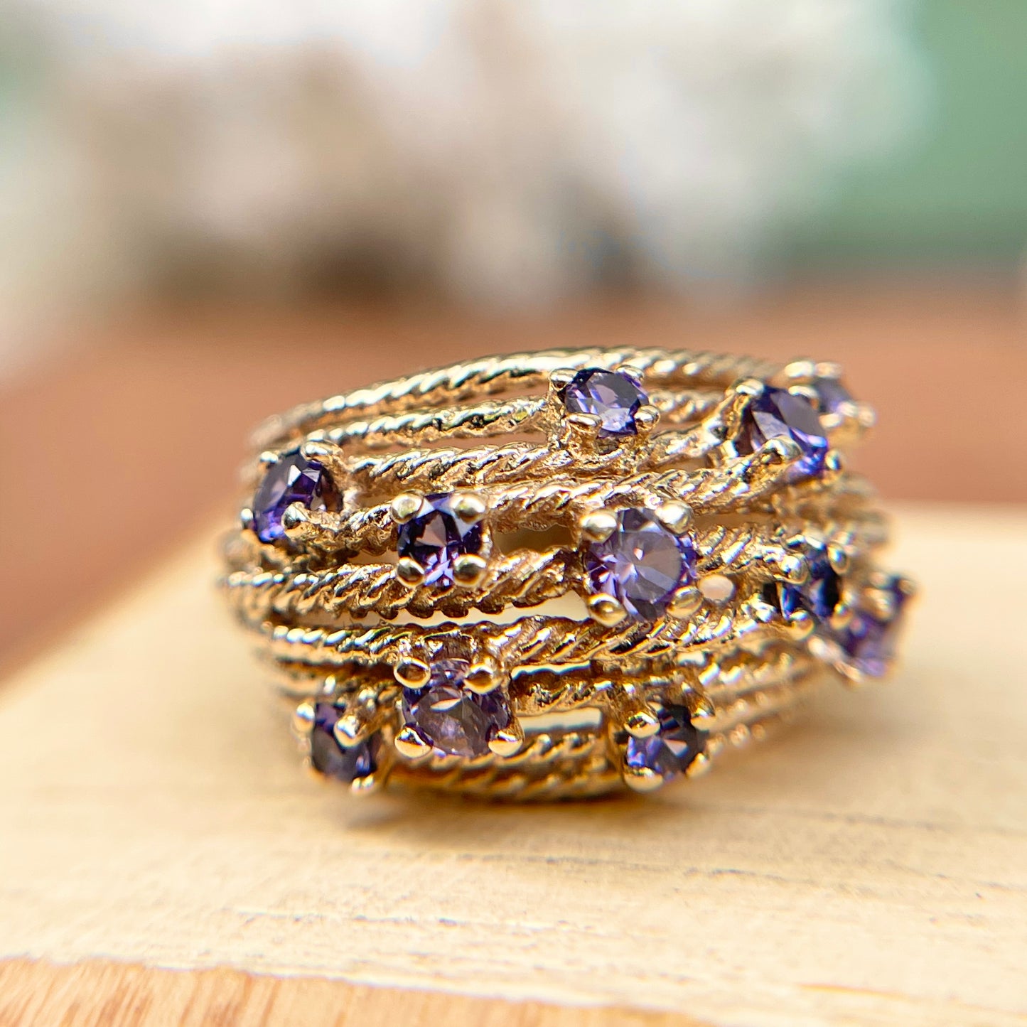 Estate 14KT Yellow Gold Rope Twist Etruscan Purple Iolite Cigar Band Ring